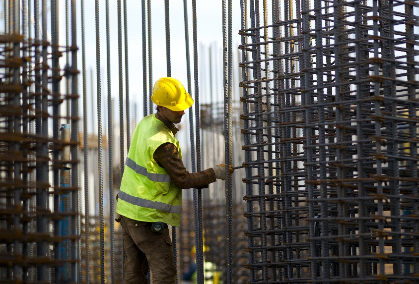 Из арматуры ЕВРАЗ ЗСМК строят новые жилые комплексы в Кузбассе