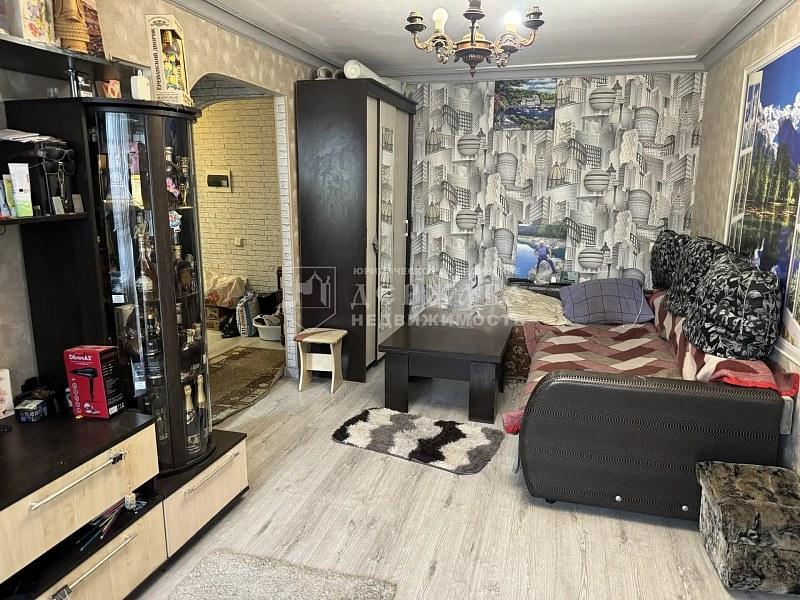 Продажа 2-комнатная квартира, 43,7 м2, Кемерово, улица Черняховского