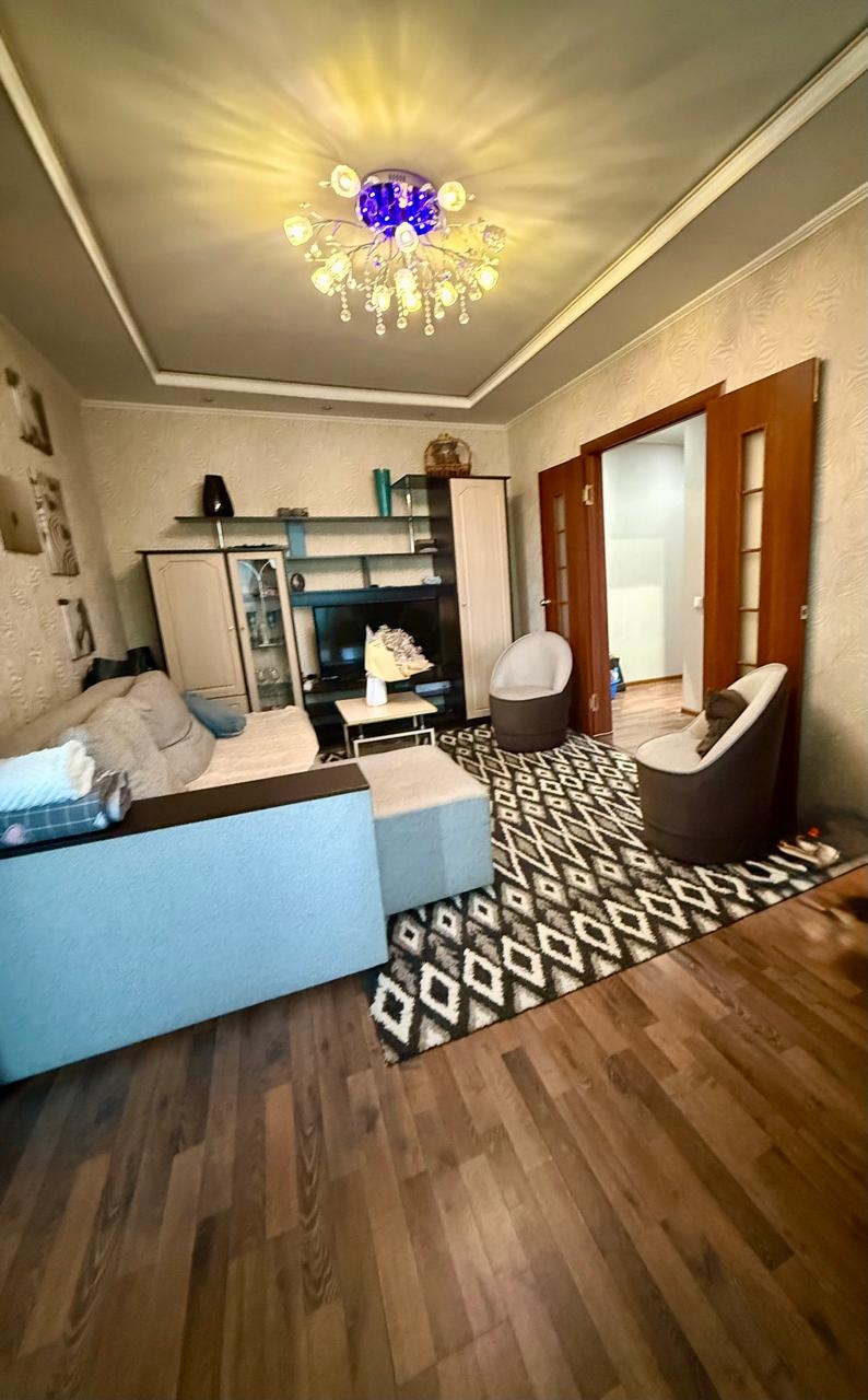 Квартира, Новокузнецк, Циолковского, 53