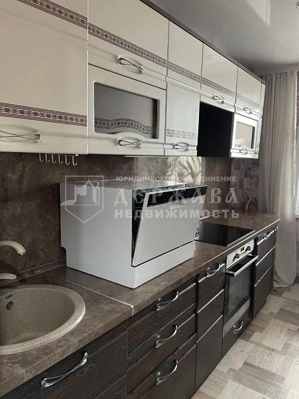 Продажа 2-комнатная квартира, 50 м2, Кемерово, проспект Химиков 43