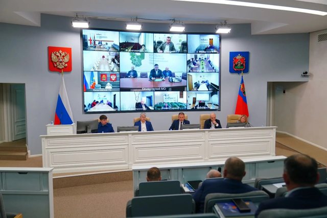В Кузбассе заявили о сокращении очередей на АЗС и стабильных поставках топлива