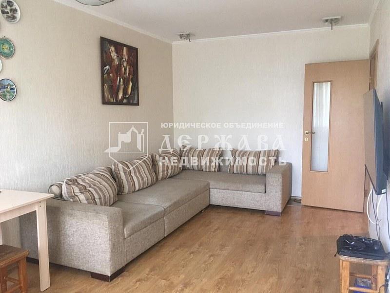Продажа 3-комнатная квартира, 61 м2, Кемерово, Спортивная улица 38
