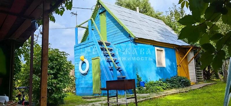 Дача, СНТ Надежда, участок 10 сот.