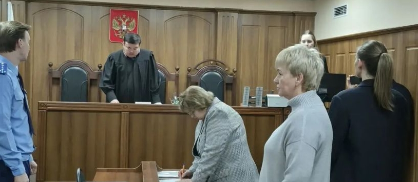 Чиновница из Кузбасса получила реальный срок за фиктивные договоры и взятку