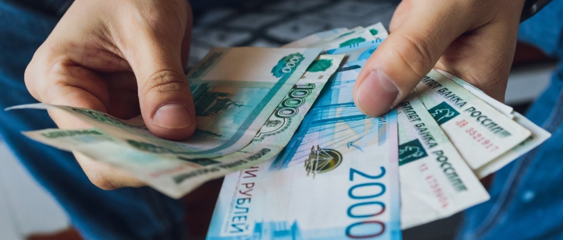 Средняя зарплата в Кузбассе в мае составила почти 89 тысяч рублей