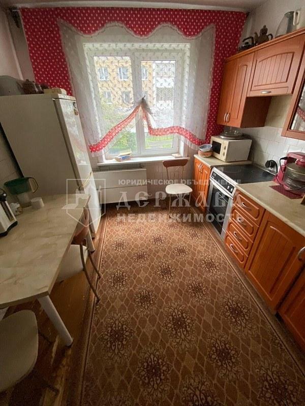 Продажа 3-комнатная квартира, 70,8 м2, Кемерово, улица Свободы 29