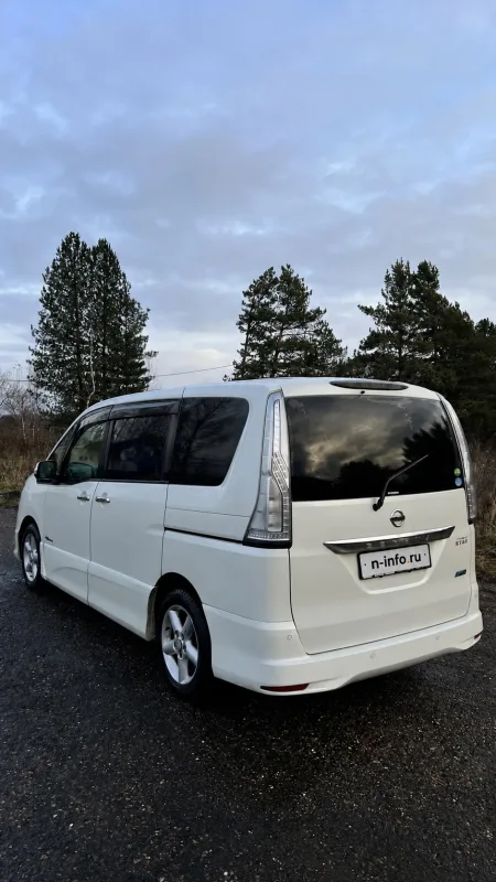 Nissan Serena, 2014 — фото 2