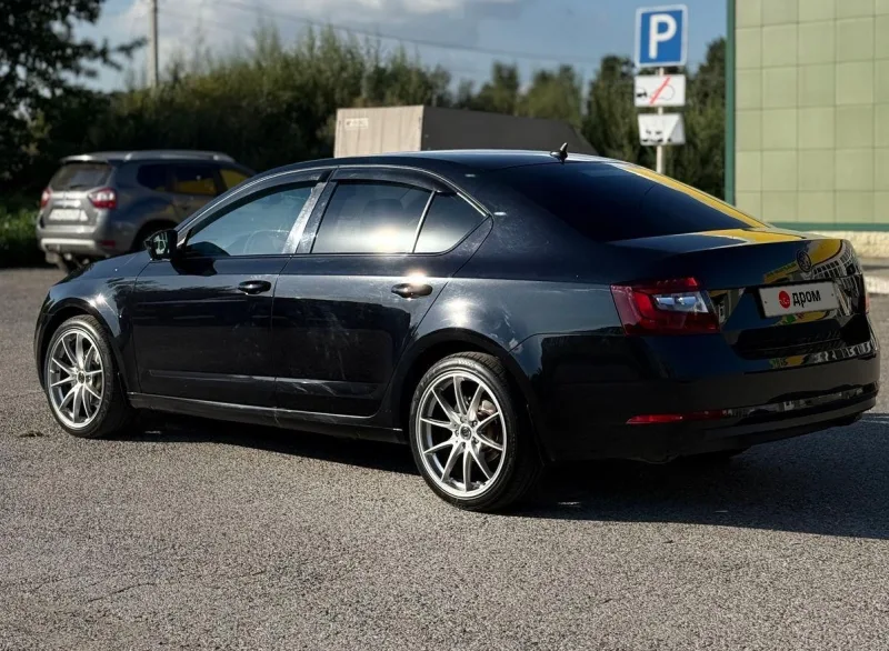 Skoda Octavia 1.4 TSI DSG Style, 2017 — фото 3