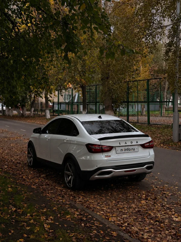 Лада Веста Кросс, 2023 — фото 2