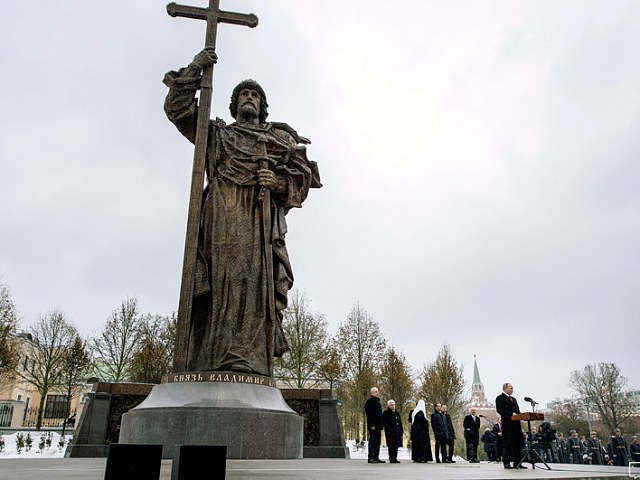 Крещение Руси: когда было, кто крестил и зачем это понадобилось