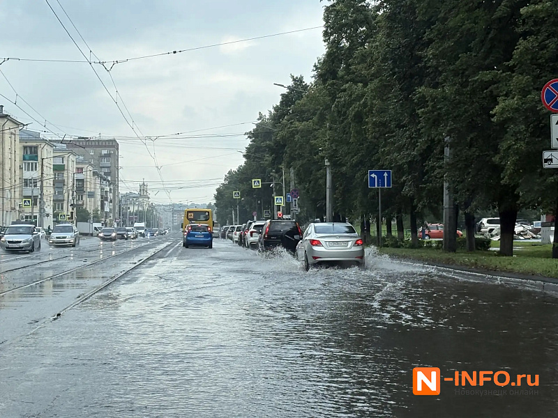 Рекордные дожди в Новокузнецке: затоплено 200 участков и 35 домов в Орджоникидзевском районе