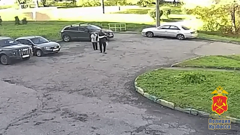 В Новокузнецке задержали курьера из Новосибирска, обманувшего пенсионерку на 1,4 млн