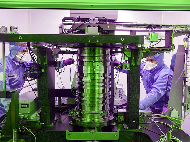 Россия запускает проект собственного литографа для чипов: что это значит для электроники и цен