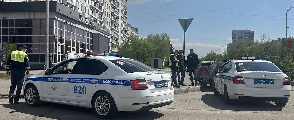 14-летний подросток угнал отцовскую Toyota и врезался в дом на Форштадте