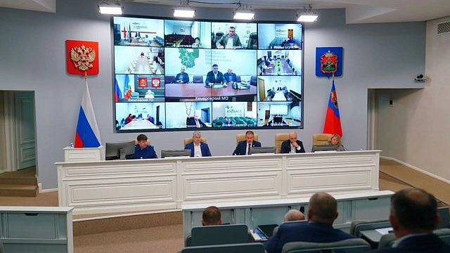 В Кузбассе заявили о сокращении очередей на АЗС и стабильных поставках топлива