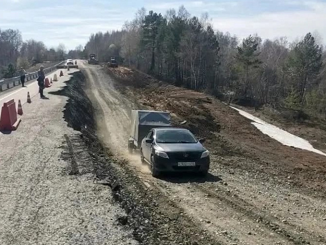 Временный проезд на легковом автомобиле по трассе Новокузнецк - Бийск открыт (ФОТО)