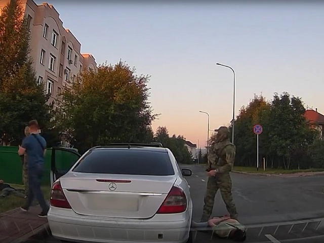 В Кемерове задержаны двое подозреваемых в киберпреступлениях с 650 сим-картами