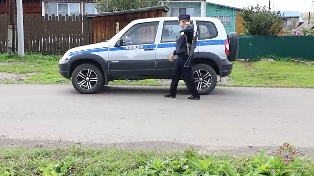 В Новокузнецком районе сотрудница полиции застрелила двух медведей