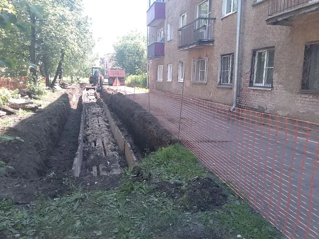 На улице Челюскина в Новокузнецке начали реконструкцию теплосетей