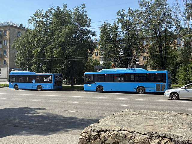 В Новокузнецке из-за аварийного ремонта на Разведчиков изменят маршруты семи автобусов