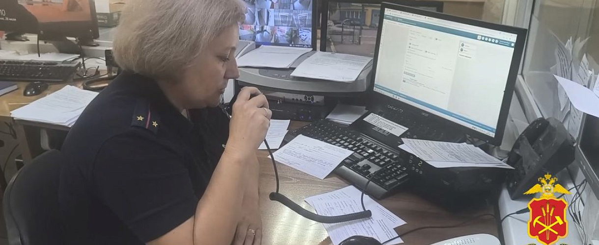 В Анжеро-Судженске инспекторы ГАИ помогли мужчине после укуса гадюки