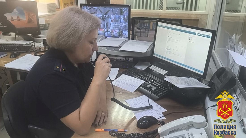 В Анжеро-Судженске инспекторы ГАИ помогли мужчине после укуса гадюки