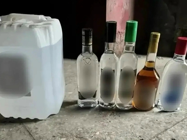 В Новокузнецке полицейские изъяли немаркированный алкоголь и сигареты на миллион рублей