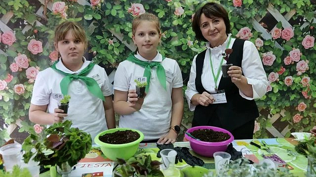В Кемерове на базе школы № 50 открыли агроцентр для детсадовцев и школьников