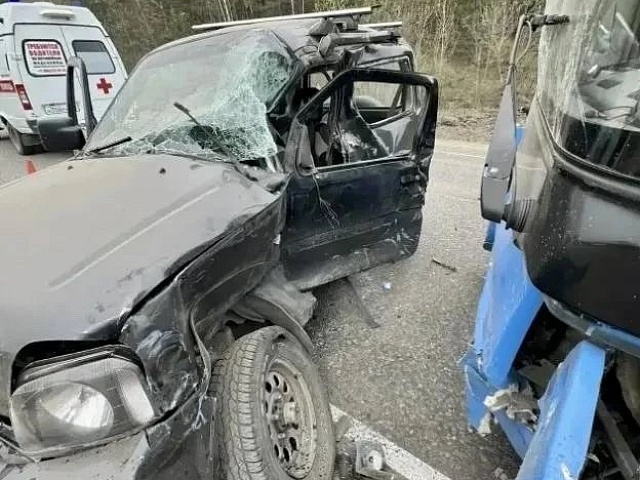 Не пропустил автобус: на трассе под Новокузнецком погиб 79-летний водитель Suzuki