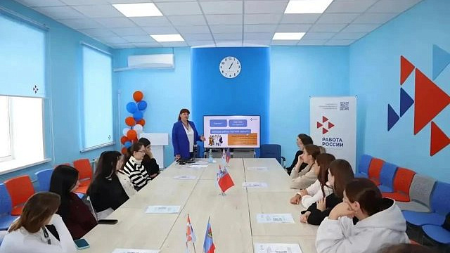 В Кузбассе выпускникам колледжей и техникумов помогают найти первую работу