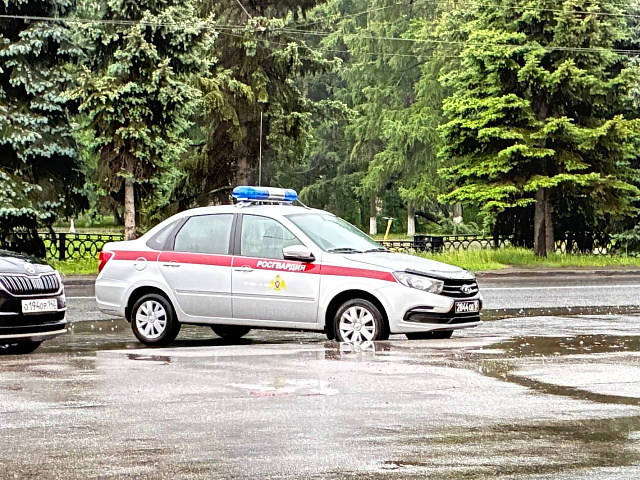  "Потоп довёл до криминала": новокузнечанин "захватил заложников" из-за протекающей трубы