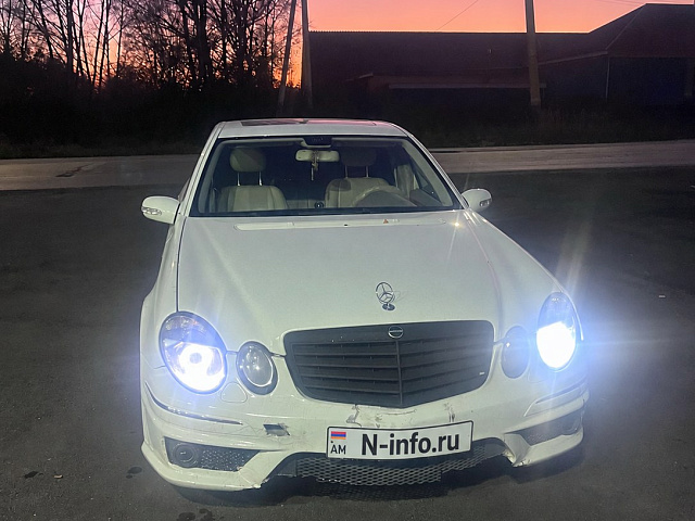 Mercedes-Benz E-Class, 2005