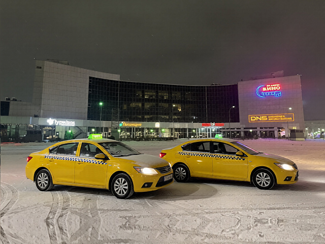 Закон о локализации такси и кириллице: что меняется в Новокузнецке с марта 2026