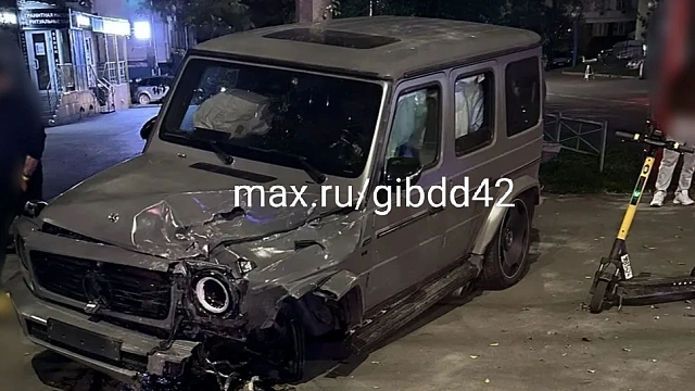 В Кемерове бесправный водитель «Мерседеса» устроил ДТП и отказался от освидетельствования