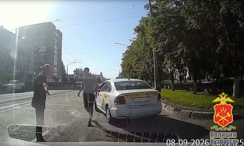 В Новокузнецке таксиста оштрафовали за аварийную ситуацию на Орджоникидзе