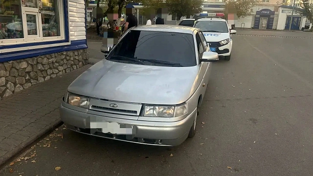 В Берёзовском 16-летний подросток попался за рулём тонированной «Лады»