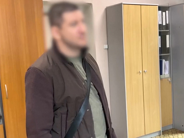 В Кузбассе жителя Ленинска-Кузнецкого лишили гражданства за преступления и экстремизм